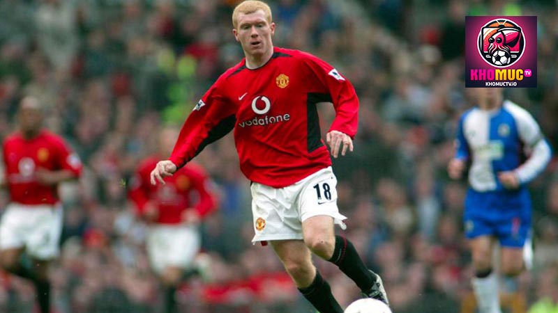 Paul Scholes sinh vào năm 1974 tại AnhPaul Scholes sinh vào năm 1974 tại Anh